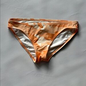 Michael Kors Bikini Botton Size Small Orange Cammo print